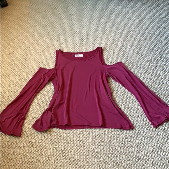 Red long sleeve exposed shoulder - Picture 1 of 4